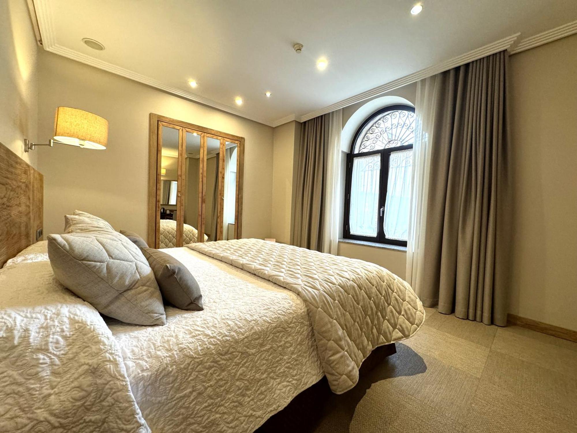Hotel San Juan De Los Reyes Tolède Extérieur photo